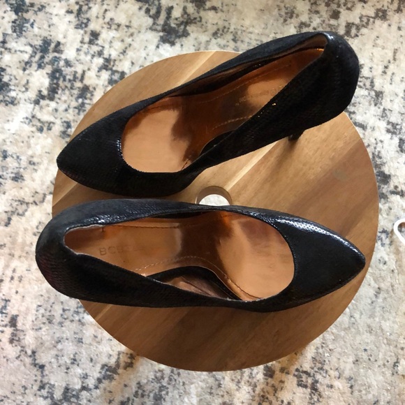 BCBGeneration Black Platform Heels - Picture 3 of 7